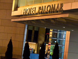 Hotel Palomar Chicago, Kimpton Property How to Win Clients, Customer Service, Client Attraction Tips, How to Build Loyalty, Customer Service Speaker, Motivation Keynoter